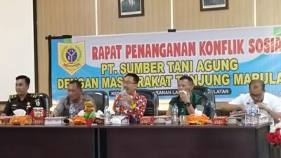 Diduga Tidak Memiliki HGU, Pemkab Labusel Mediasi Masyarakat Tanjung Marulak Dengan PT. STA