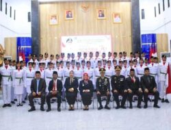 Plt. Bupati Kukuhkan Paskibraka Labuhanbatu Tahun 2024