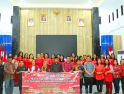 Plt. Bupati Lepas Kontingen Labuhanbatu Pada Lomba Panduan Suara Pespawari Sumut