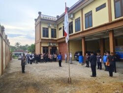 Bawaslu Labura Laksanakan Upacara Bendera HUT Kemerdekaan RI Ke-79 Dengan Khidmat