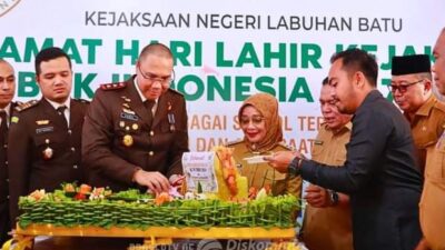 Plt. Bupati Labuhanbatu Hadiri Syukuran Memperingati Hari Lahir Kejaksaaan Republik Indonesia ke 79