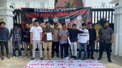 For-Pemda Langkat Kepung Pengadilan Tinggi Sumut, Desak Eks Pj Bupati Faisal Hasrimy Segera Diusut dalam Kasus Korupsi Smart Board Rp29 Miliar