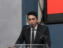 Posisi Duduk Wapres Tak di Samping Presiden menimbulkan multi tafsir, Namun Jangan Jadi Dasar Spekulasi Politik